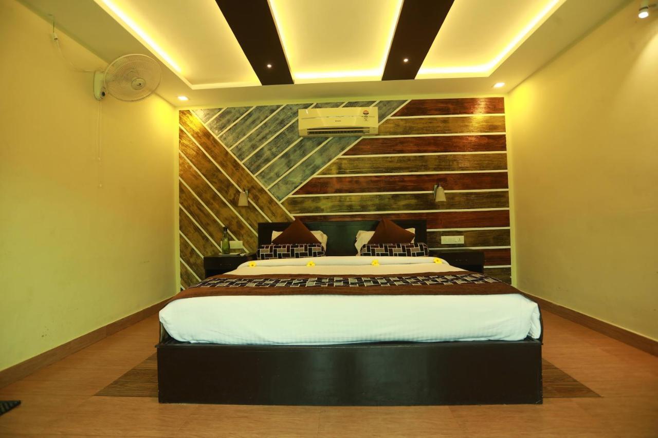 Lara Lake View Resort Thiruvananthapuram Exterior foto